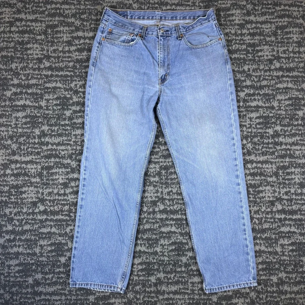 Levis levi 550